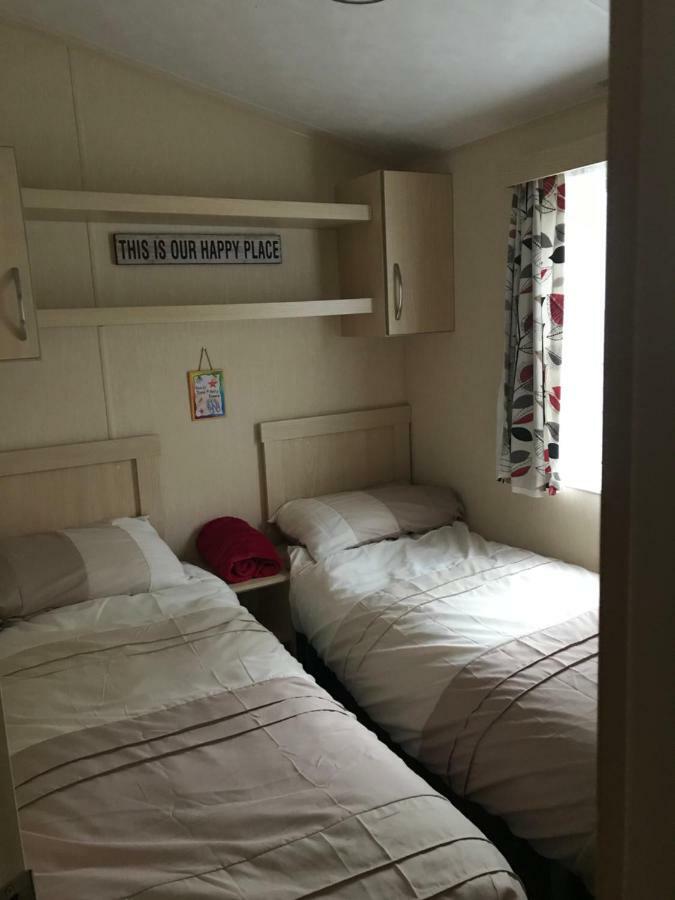 Take Me To The Beach At J&S Caravan Holidays Newquay Bay Resort Saint Columb Minor Esterno foto